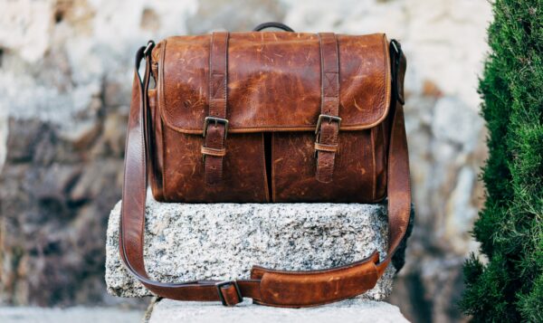 Ambar Messenger Bag in brown leather