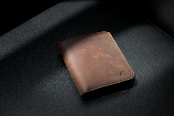 Meher Zip Wallet in black leather Meher Zip Wallet in black leather