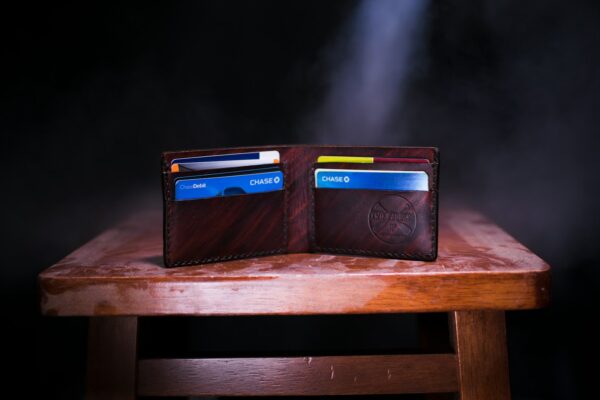 Nabin Bifold Wallet in espresso brown leather